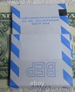 Lot de DIX (10) billets étoilés de 1 dollar de New York de 2013 consécutifs numérotés.